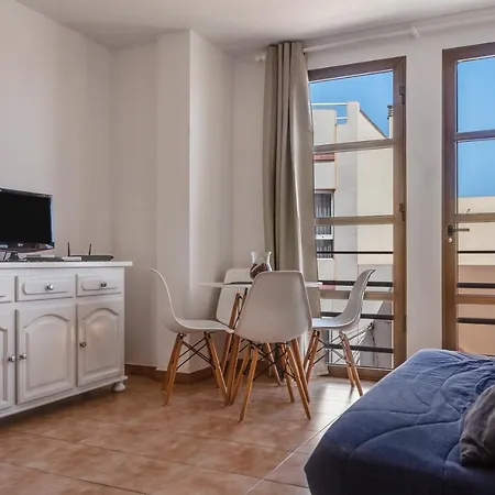 Pizarro 2b 아파트